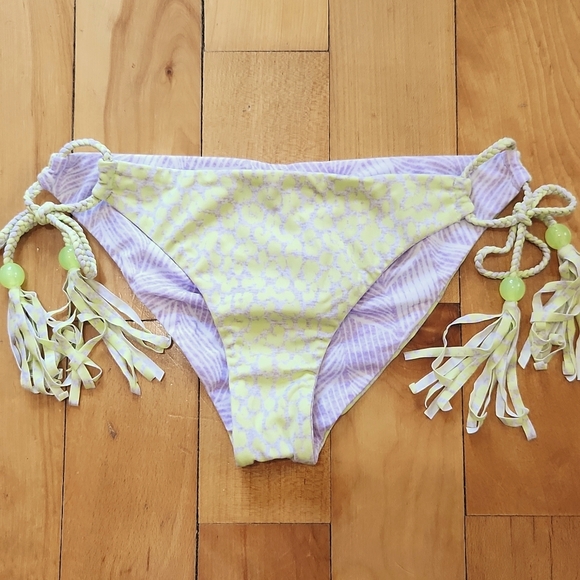 Victoria's Secret Swim Reversible Lace Up Tassle Bikini Top & Bottom Set - Small - Picture 7 of 11